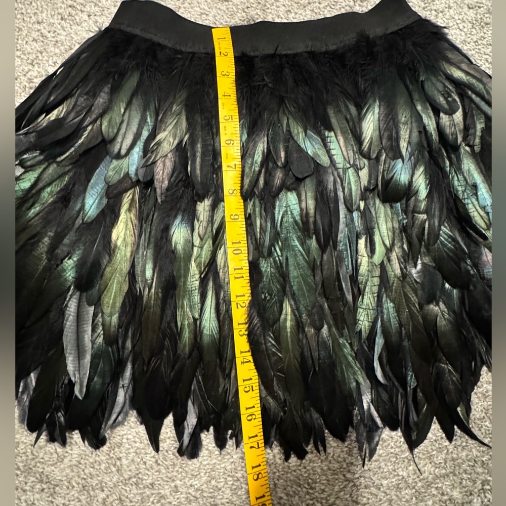 Costume idea - faux feather Elegant Black Skirt - Picture 3 of 5